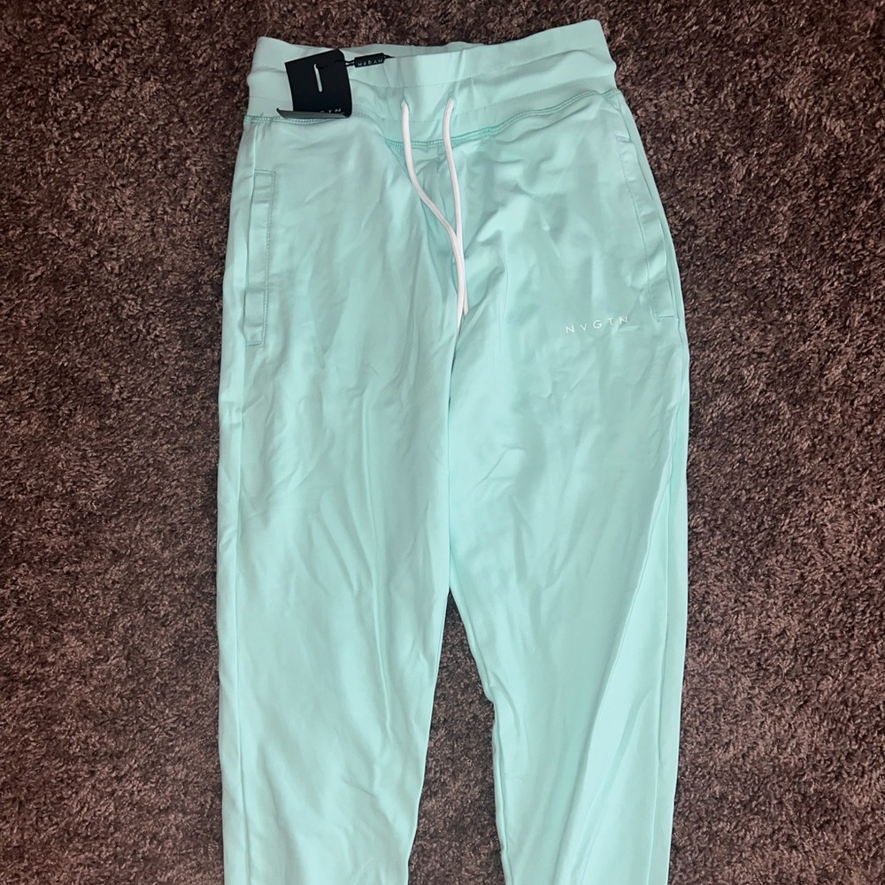 NWT NVGTN joggers